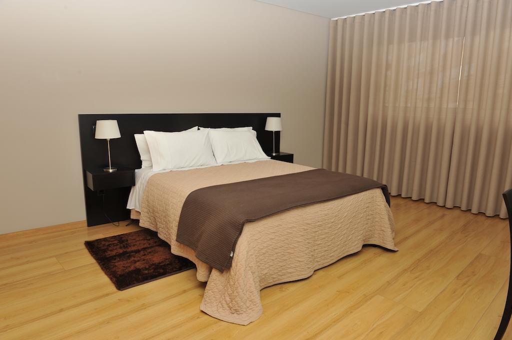 Pensao Santo Antonio Hotell Vila Nova de Famalicão Rom bilde